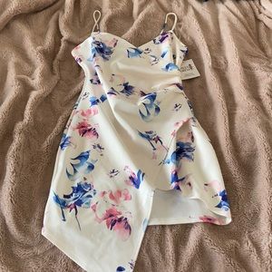 Saved by the Dress, Summer Dress